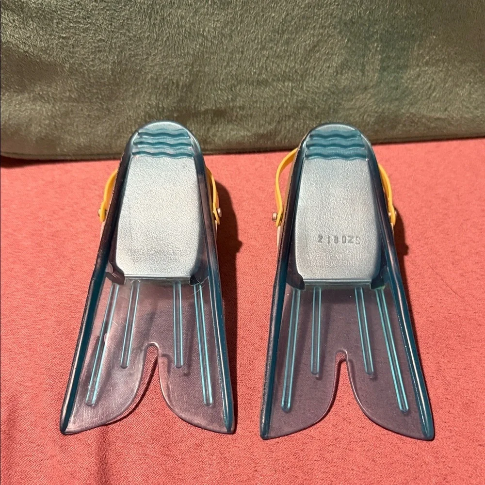 American Girl Sun and Swim Snorkle & Goggle Set with Flippers